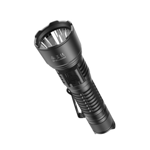 Speras Est Plus lampe de poche avec une portée de 726 m et 1600 lumens